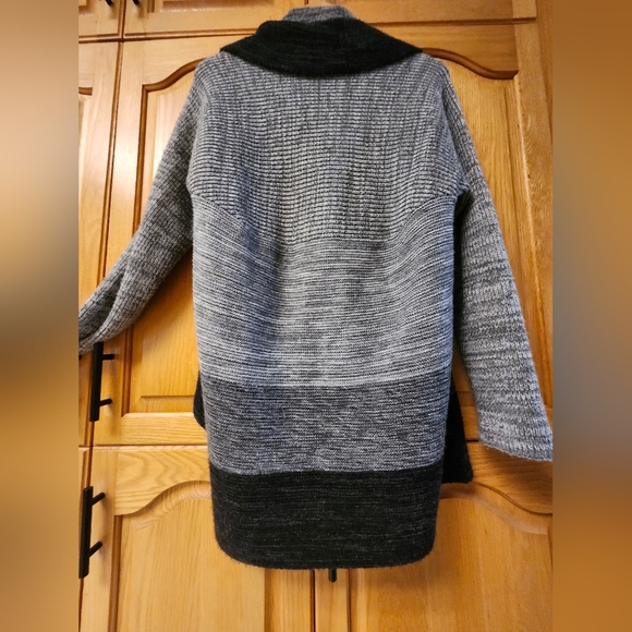 Womens Denver Hayes Greys / Black Waterfall Style Knit Cardigan Size XL - Picture 2 of 4